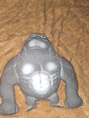 Gray Reptile Enrichment Toy - Brand Unknown